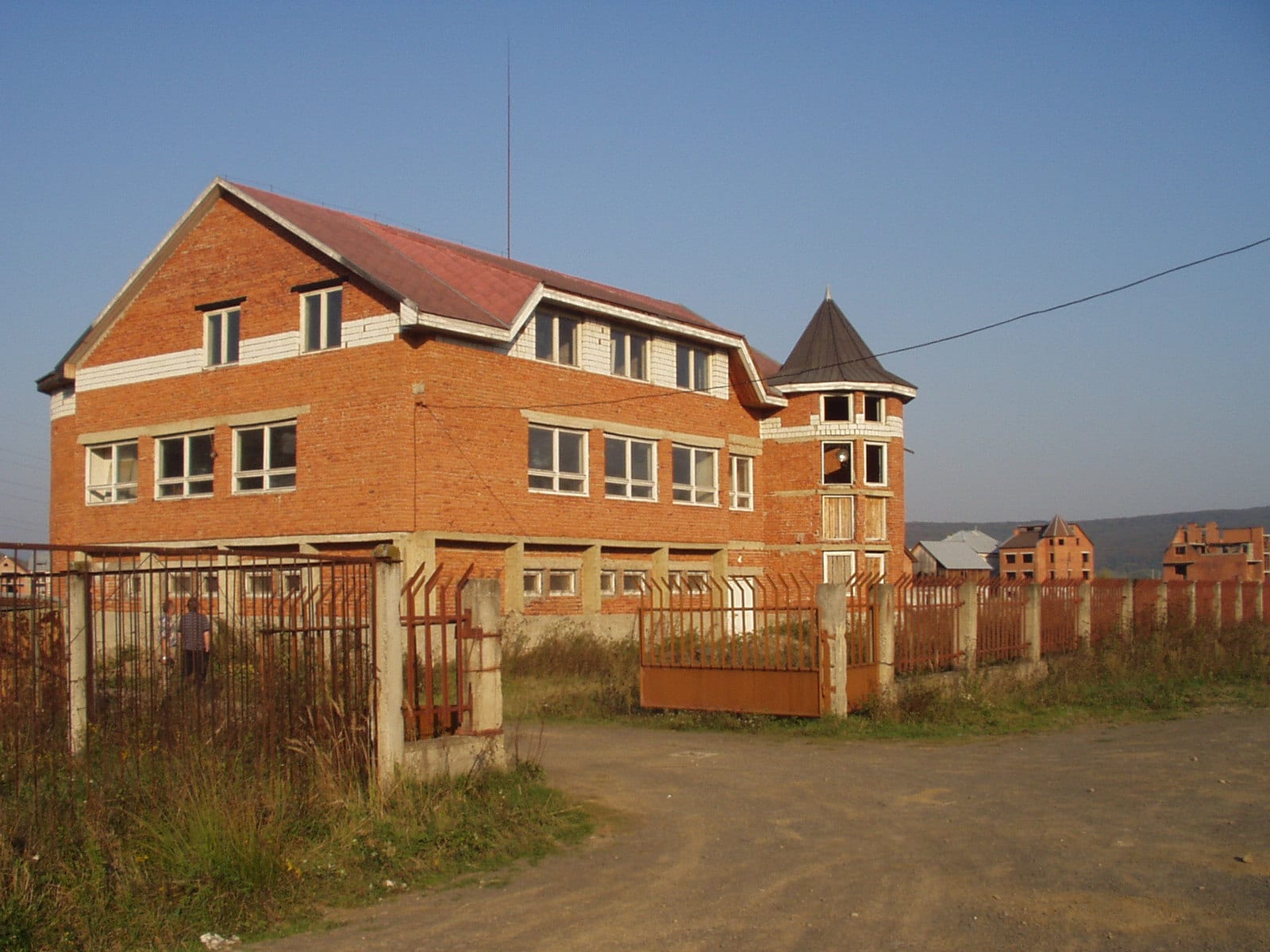 The foundation's main building in 2003 — unfinished brick walls